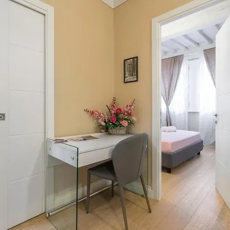 Wine Barolo Apartment Florenz
